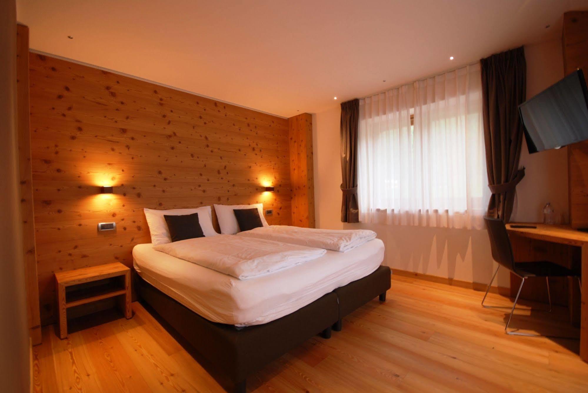 Astoria Hotel