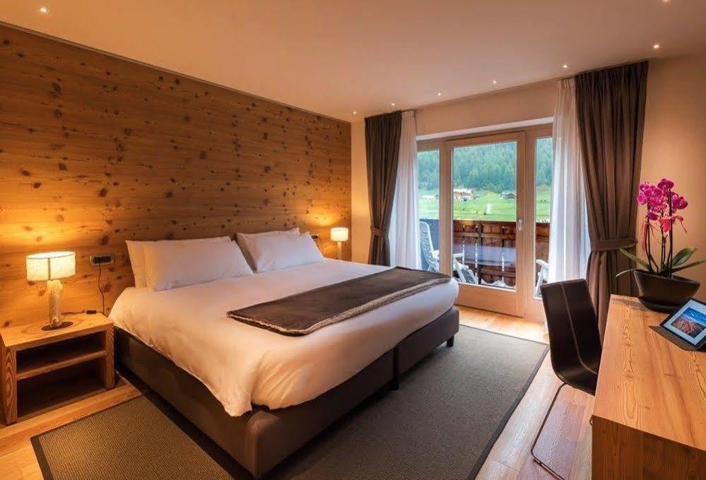 Astoria Hotel 3*